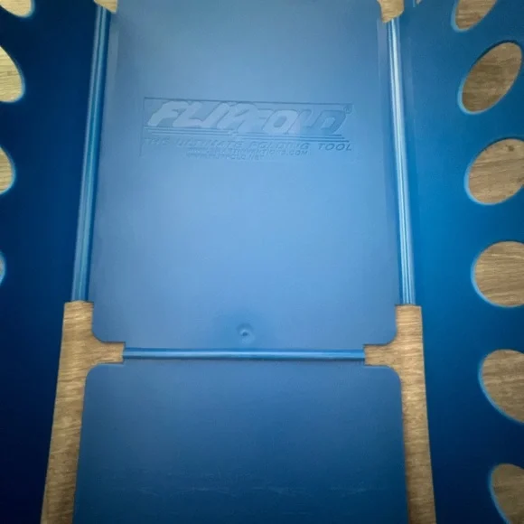 Blue FlipFold Laundry Folder - Picture 6 of 11